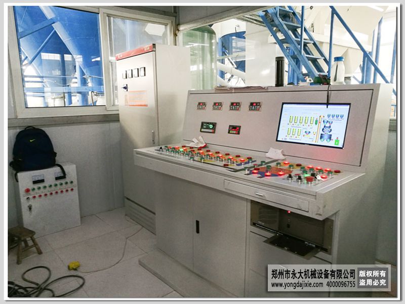 河南匯能-全自動(dòng)路面修補(bǔ)材料生產(chǎn)線